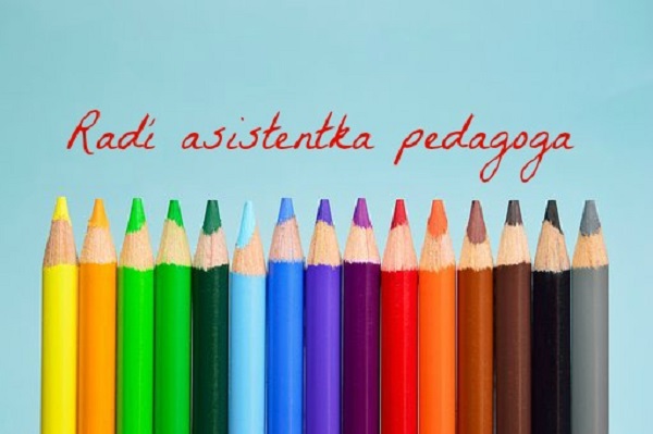 Jaké vzdělání pomůže v praxi asistentům pedagoga?